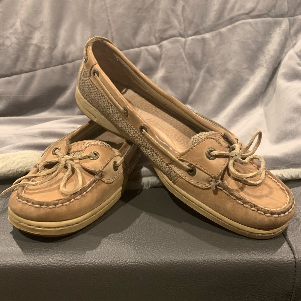Sperry boat shoes